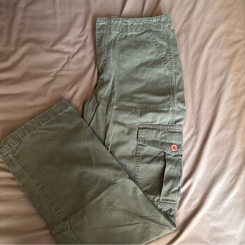 Women’s Olive Cargo Pants